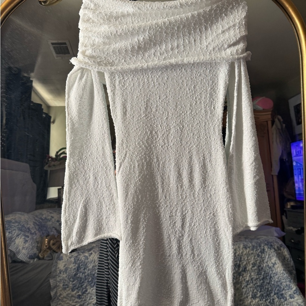 Elegant Off-Shoulder White Dress /swim cover - Picture 4 of 6
